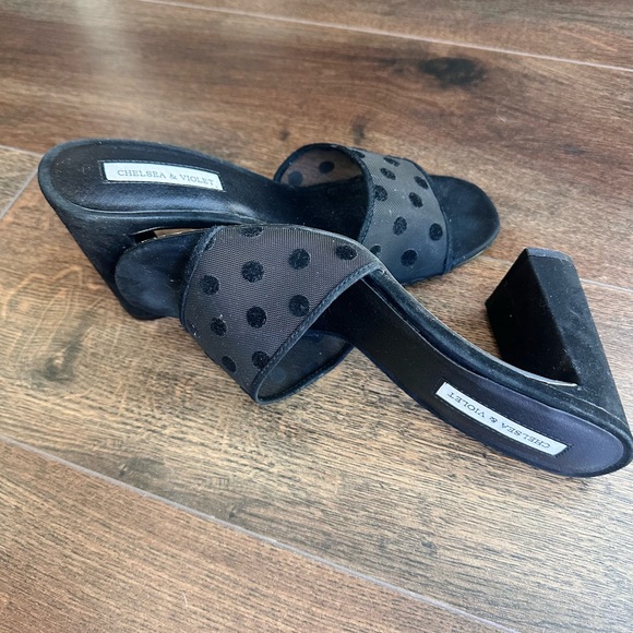 Chelsea & Violet ,Black Polka Dot Heels - Picture 3 of 5